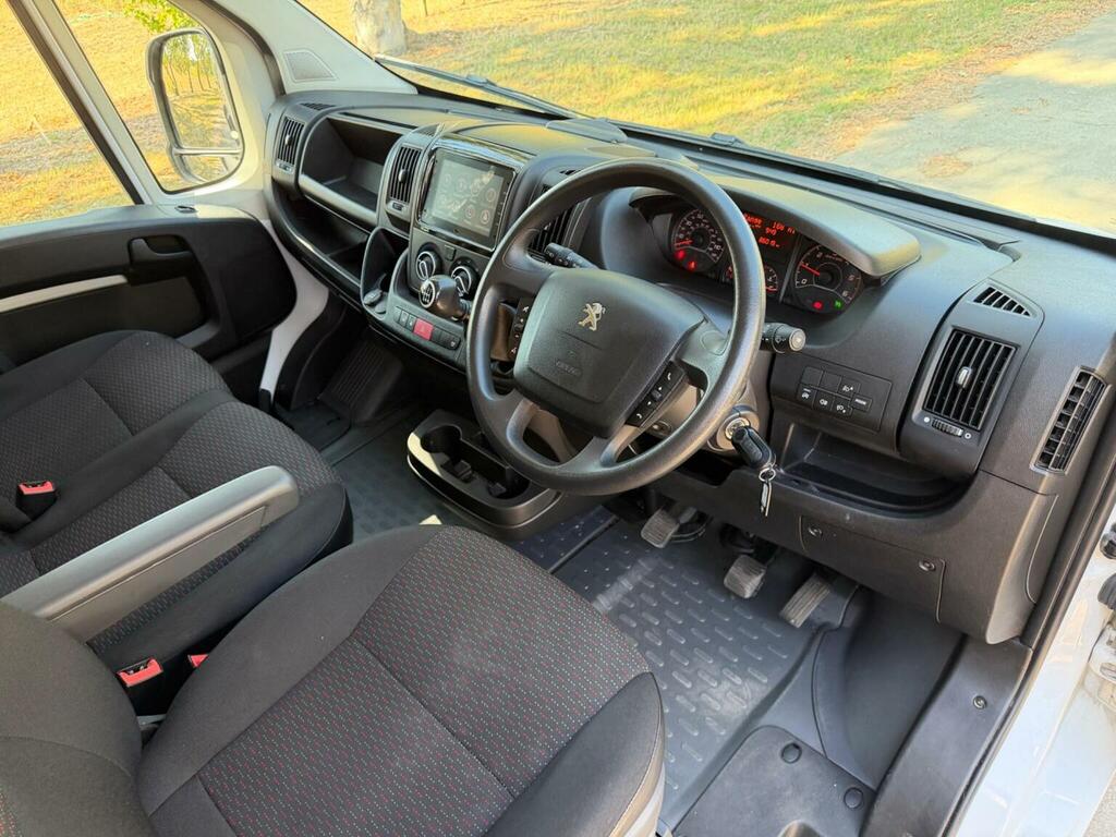Peugeot Boxer Panel Van 2.2 Bluehdi 335 Professional Premium L LS23HKD White #2