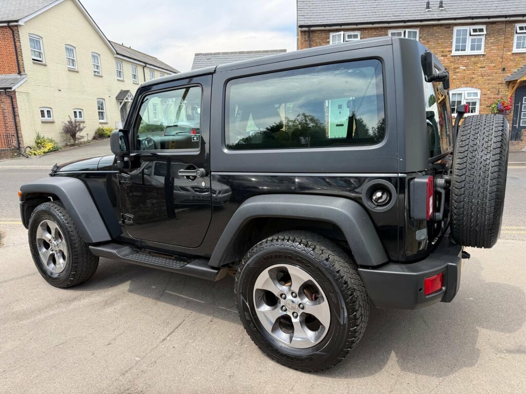 Jeep Wrangler 2.8 Crd Black #9