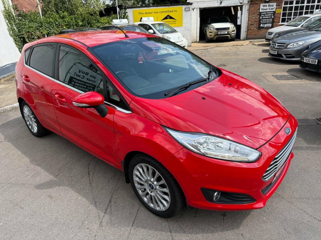 Ford Fiesta 1.0T Ecoboost Titanium Euro 5 Ss Red