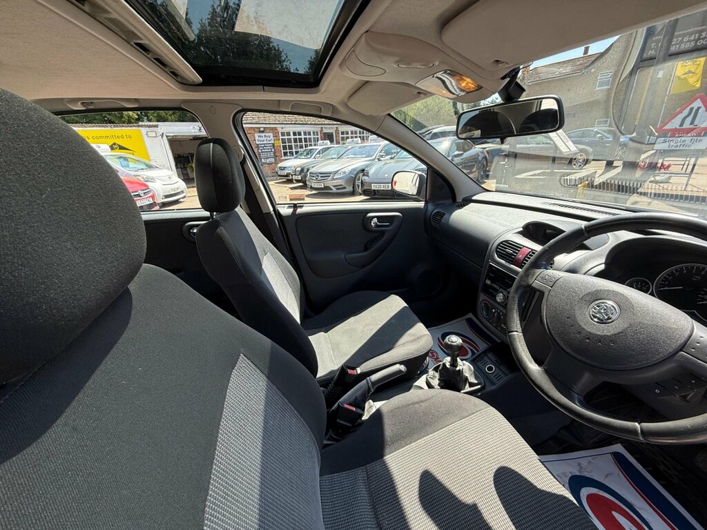 Vauxhall Corsa 1.0I Life Red #21