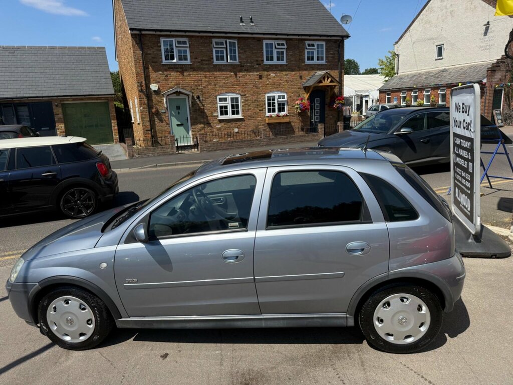 Vauxhall Corsa 1.0I Life Red #11