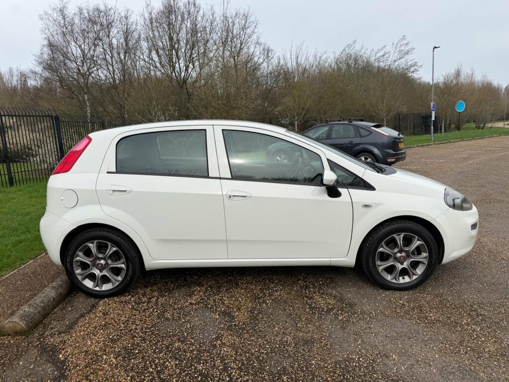 Fiat Punto 1.2 Pop White #13