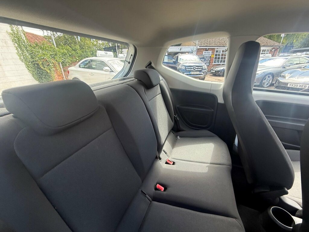 Volkswagen Up 1.0 90Ps High Up Start Stop Red #26