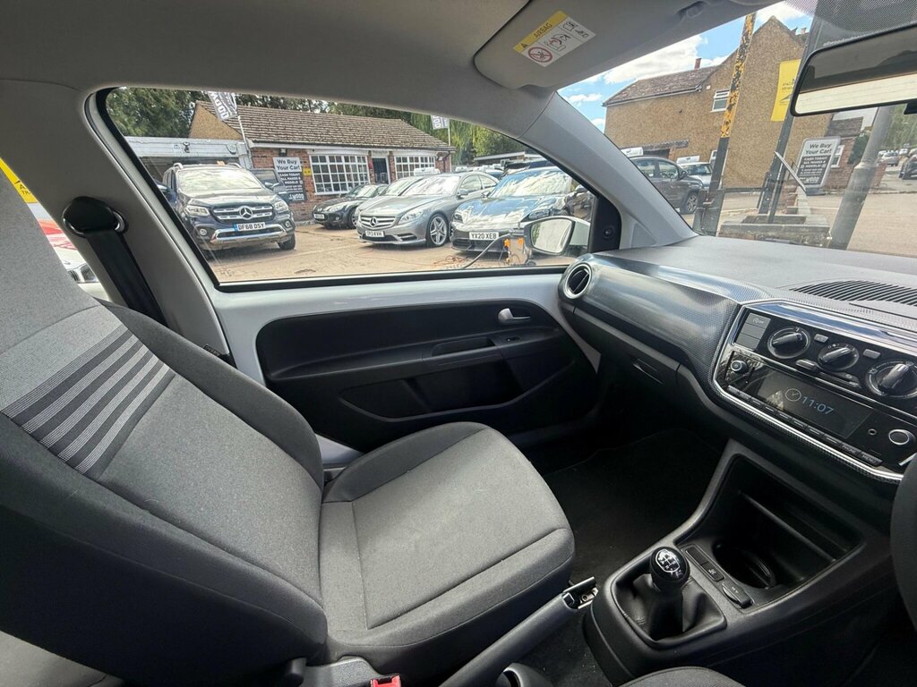 Volkswagen Up 1.0 90Ps High Up Start Stop Red #20