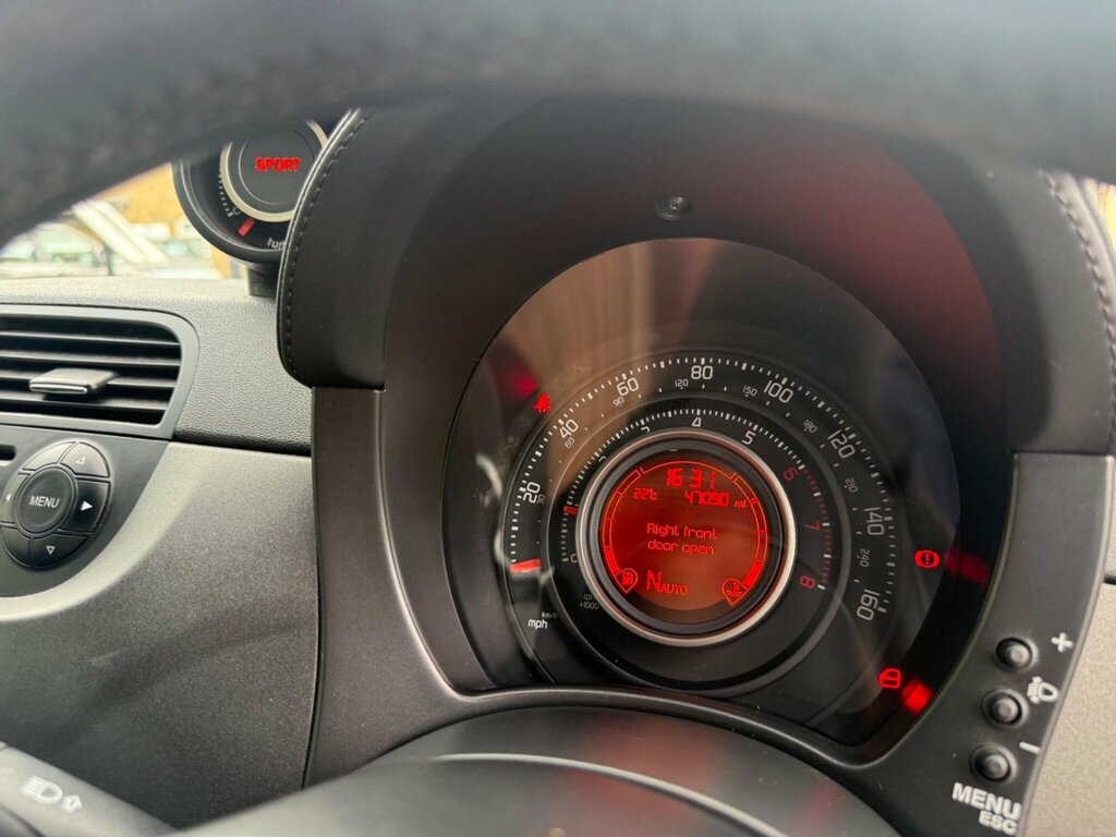 Abarth 595 1.4 T-jet Turismo Hatchback Euro 5 Black #22