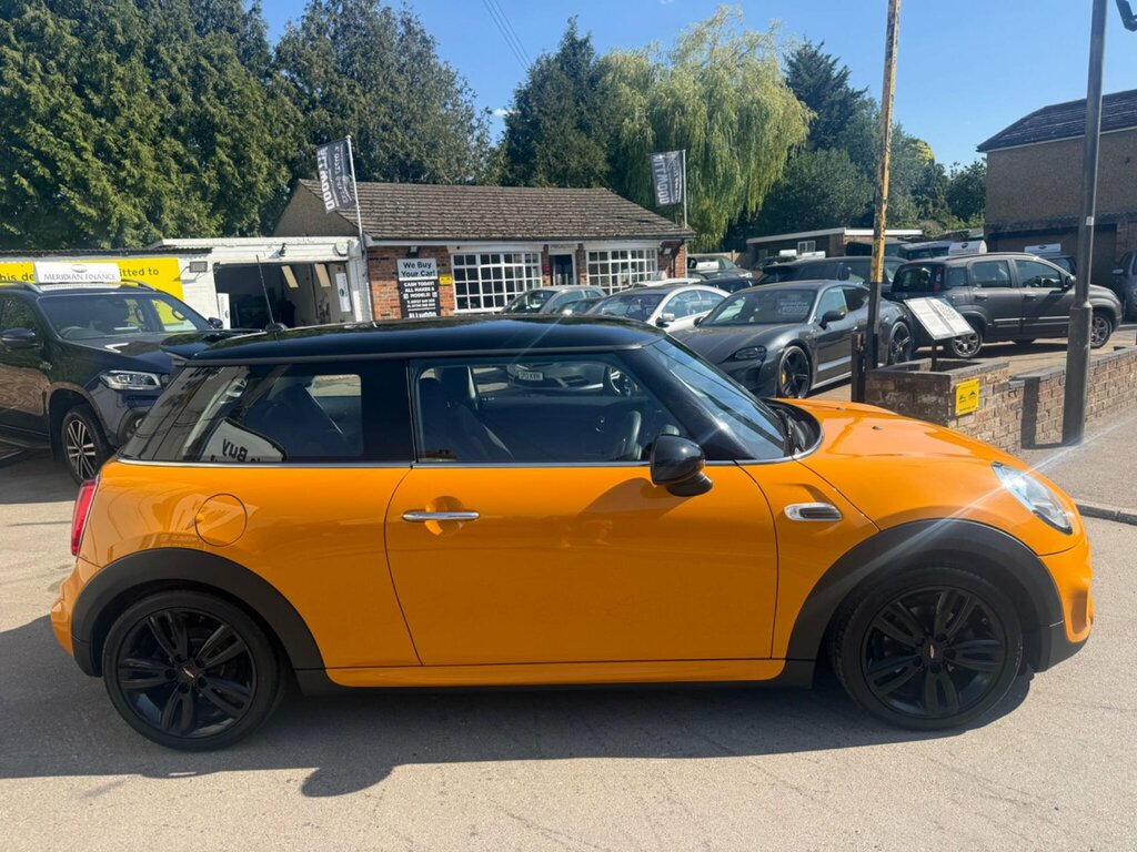 Mini Hatch 1.5 Cooper Euro 6 Ss #3