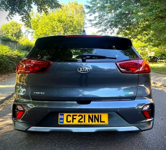 Peugeot 3008 Bluehdi S S Gt Brown #2