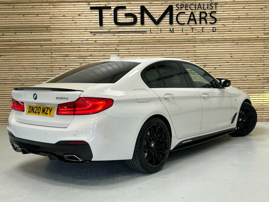 BMW 5 Series 3L M Sport White #3
