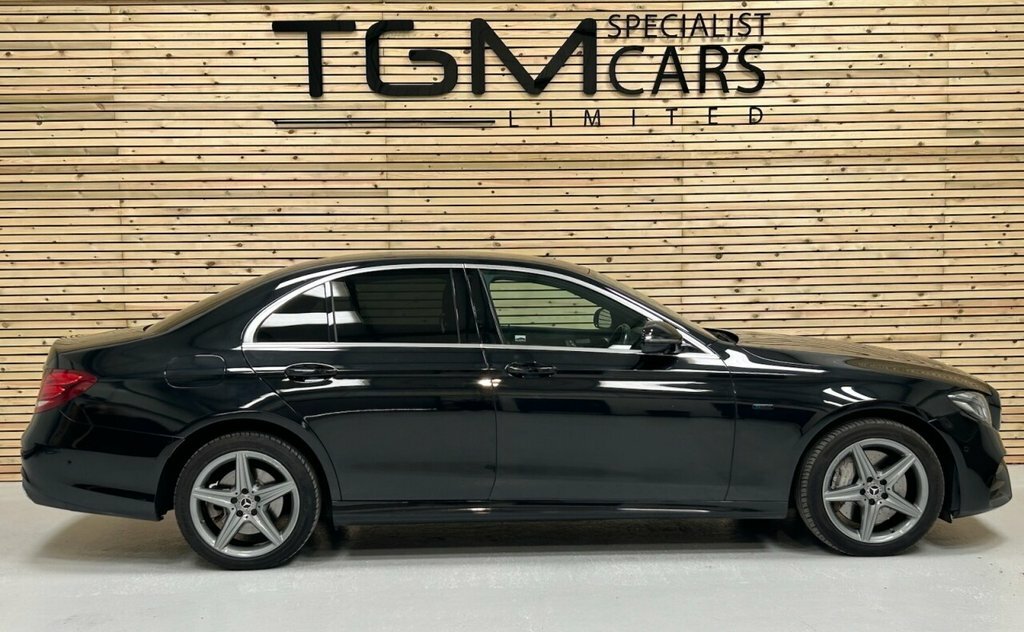 Mercedes-Benz E Class 2L Amg Line Black #5