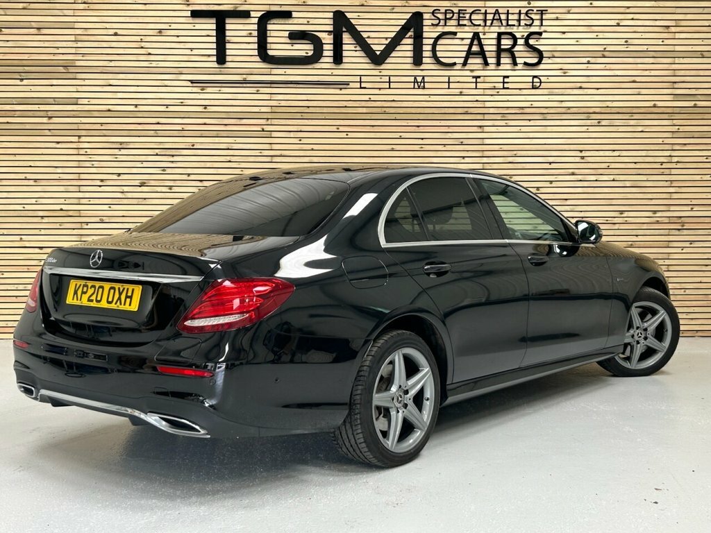 Mercedes-Benz E Class 2L Amg Line Black #3