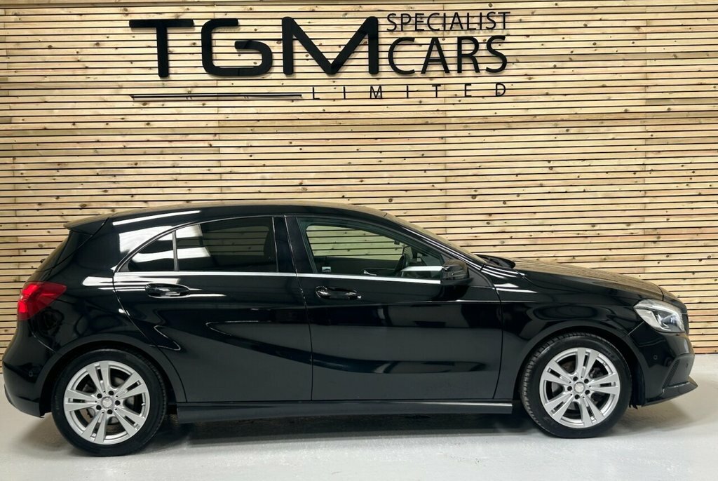 Mercedes-Benz A Class Hatchback KU66ZUD Black #5