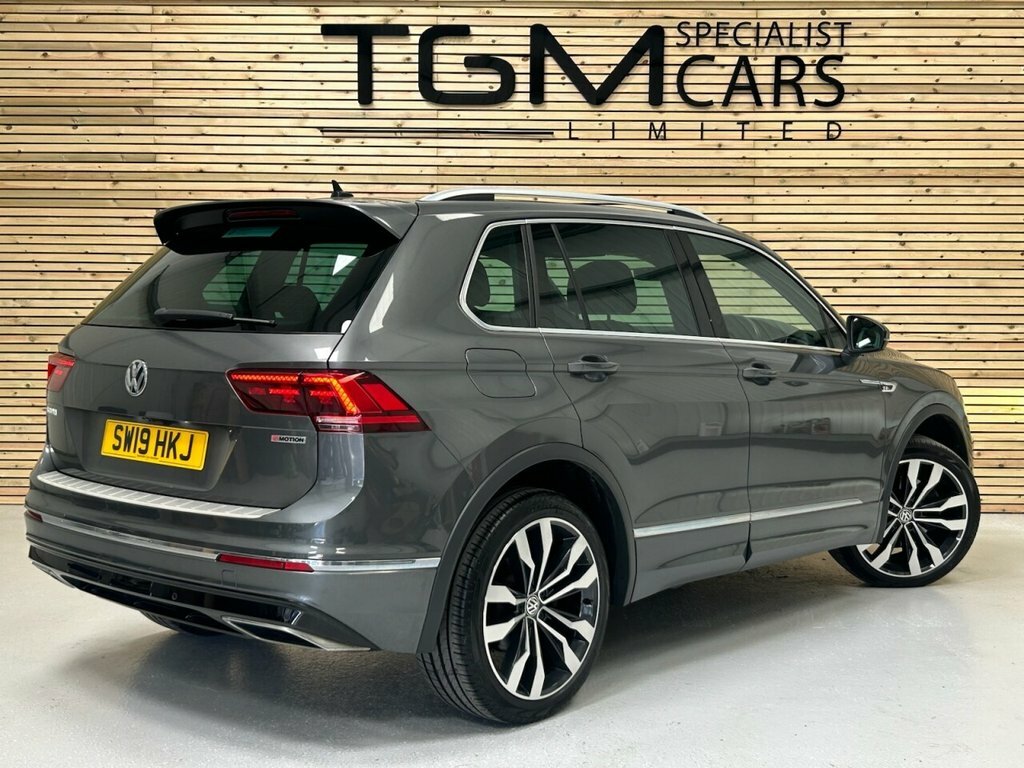 Volkswagen Tiguan 2L R-line Tech Grey #3