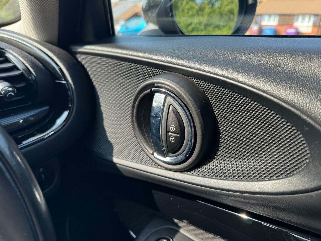 Mini Clubman Cooper Silver #27