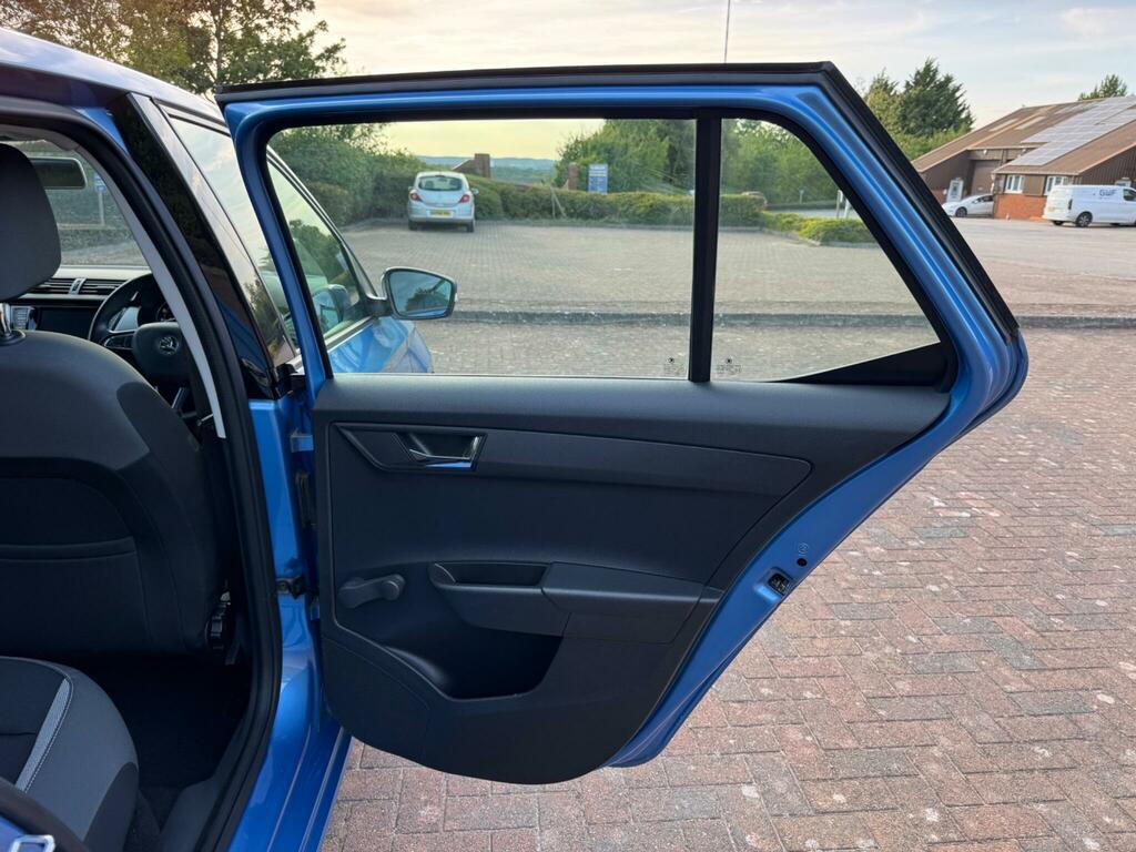 Skoda Fabia Hatchback 1.0 S Euro 6 Ss 201565 Blue #38