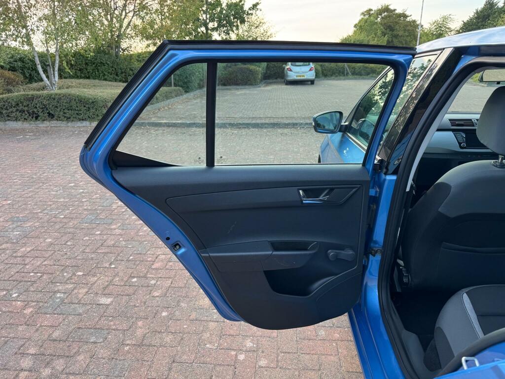 Skoda Fabia Hatchback 1.0 S Euro 6 Ss 201565 Blue #42