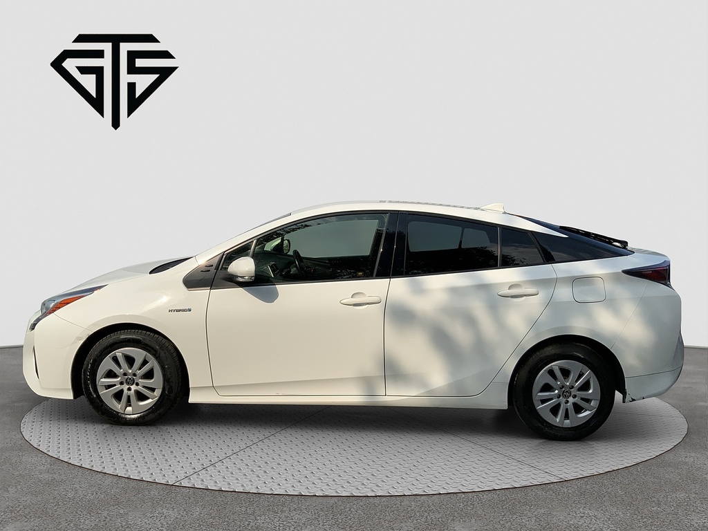 Toyota Prius S White #6