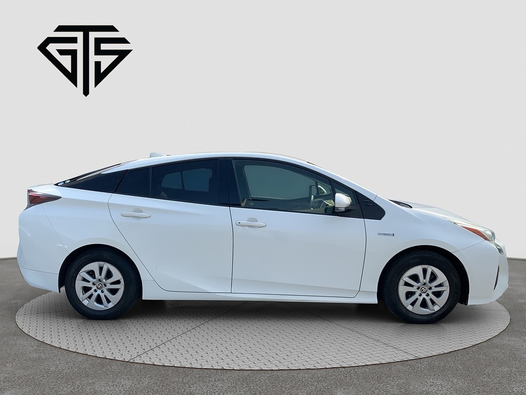 Toyota Prius S White #2