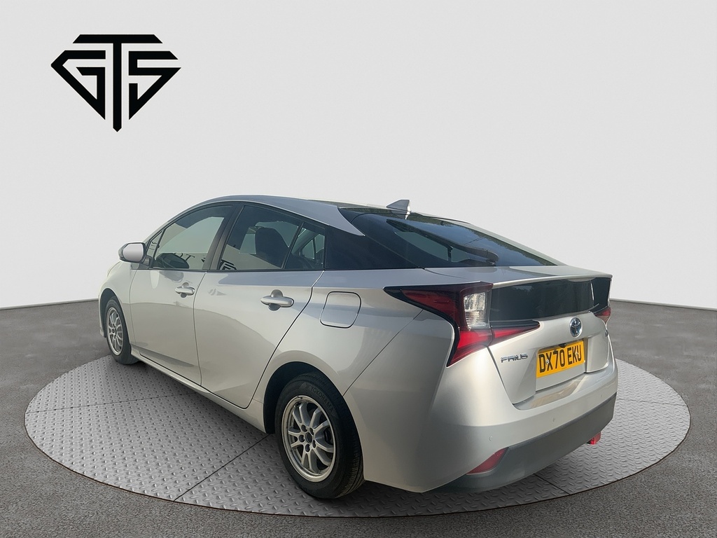 Toyota Prius S Silver #4