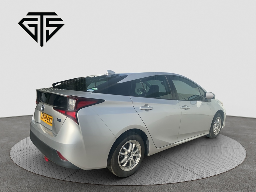 Toyota Prius S Silver #2