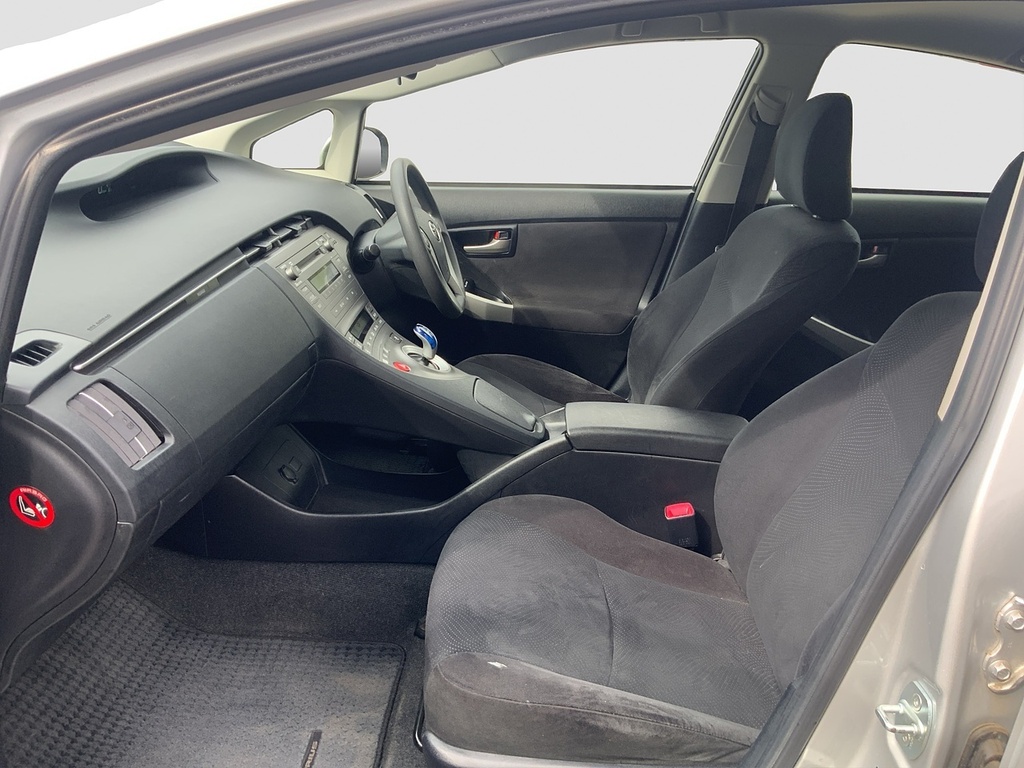 Toyota Prius 1.8 Vvt-h T Spirit Hatchback Hybrid Cvt White #13