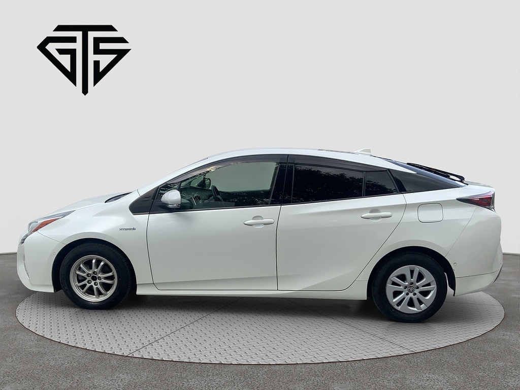 Toyota Prius S Safetyplus #6
