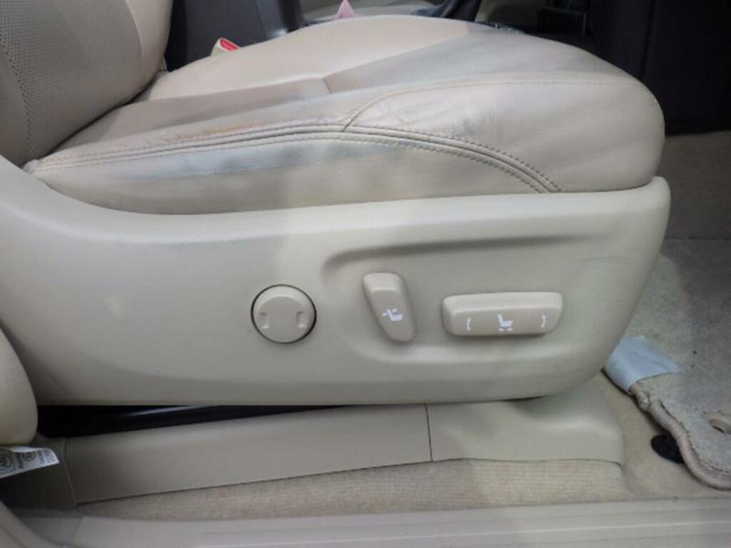 Toyota Land Cruiser 2.8 D-4d Invincible 7 Seats Blue #17