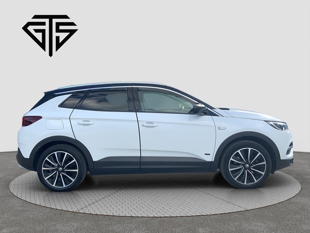 Vauxhall Grandland X Business Edition Nav White #2