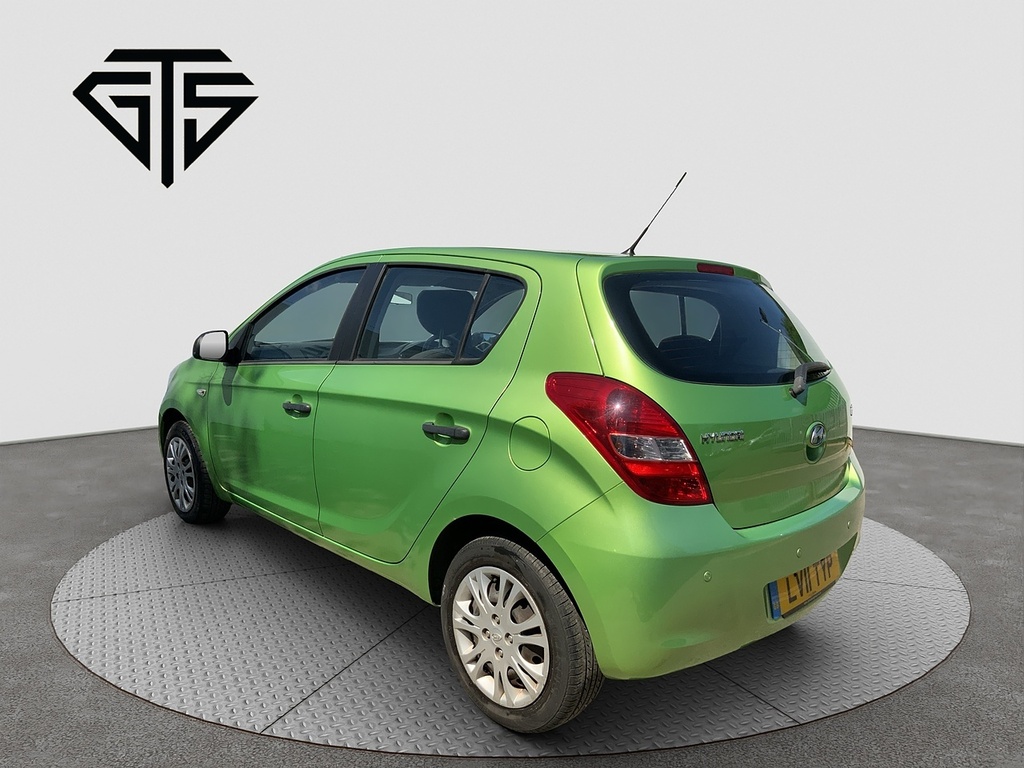 Hyundai I20 Classic Green #5