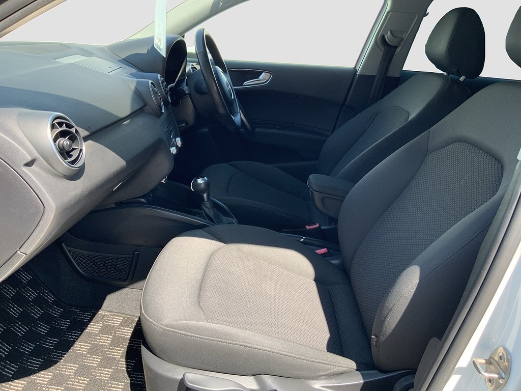 Audi A1 1.2 Tfsi Se White #13