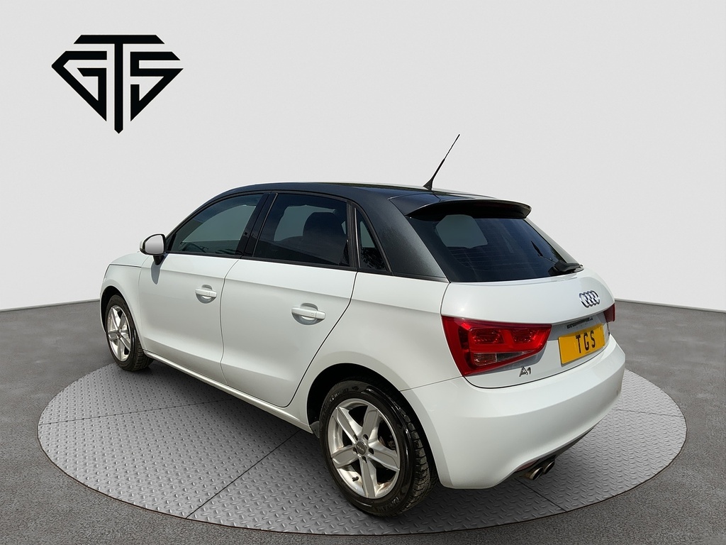 Audi A1 Sportback 1.4Tfsi White #5
