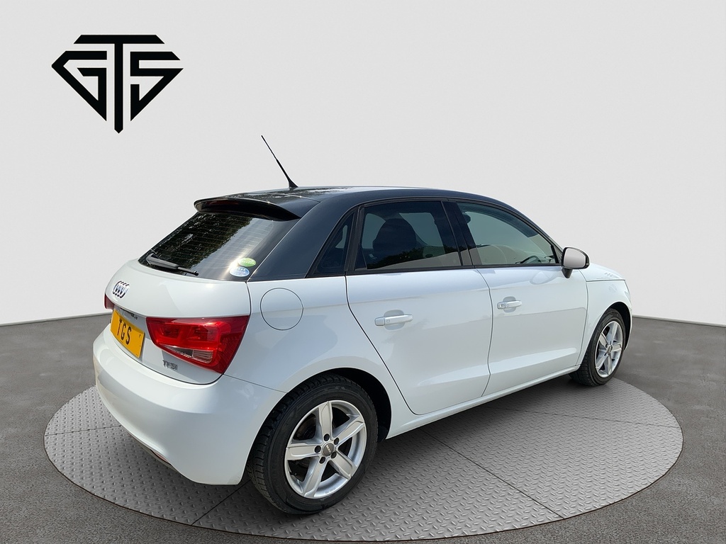 Audi A1 Sportback 1.4Tfsi White #3