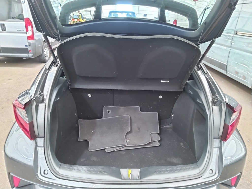 Toyota C-Hr Vvt-h Icon Grey #5