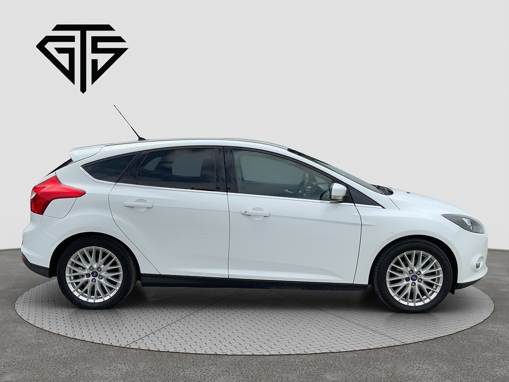 Ford Focus T Ecoboost Zetec White #2