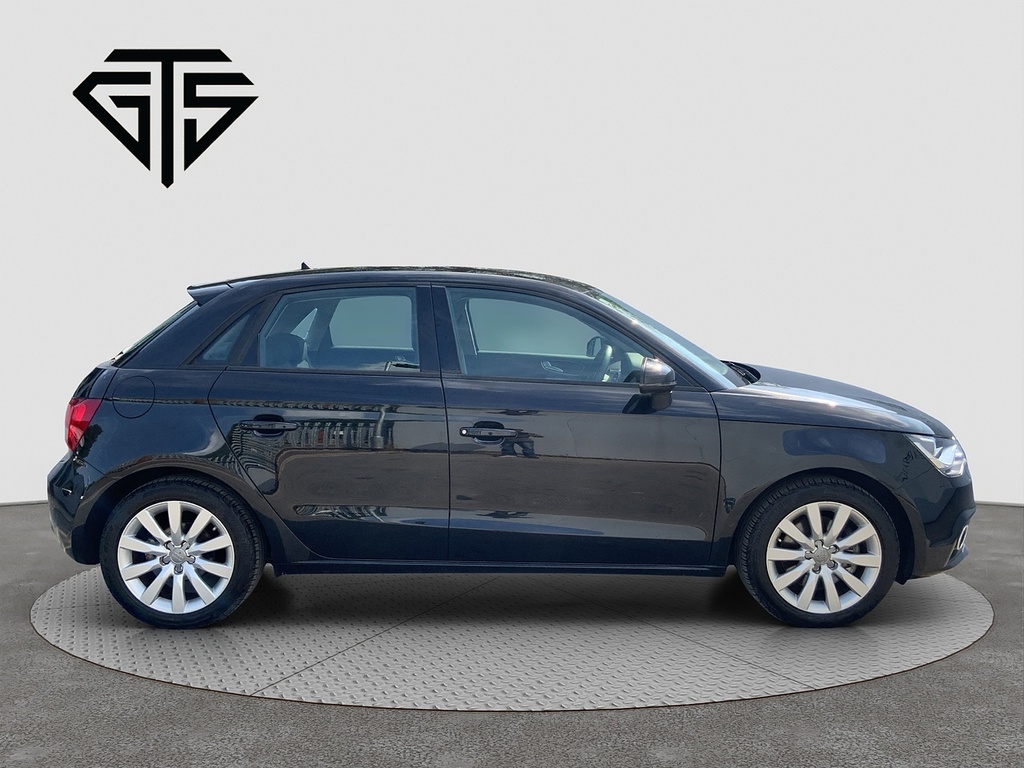 Audi A1 Sportback 1.4Tfsi Black #2