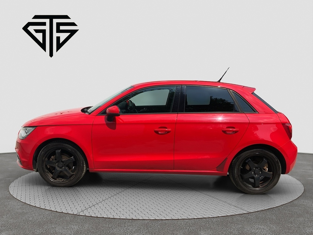 Audi A1 Sportback 1.4Tfsi Red #6