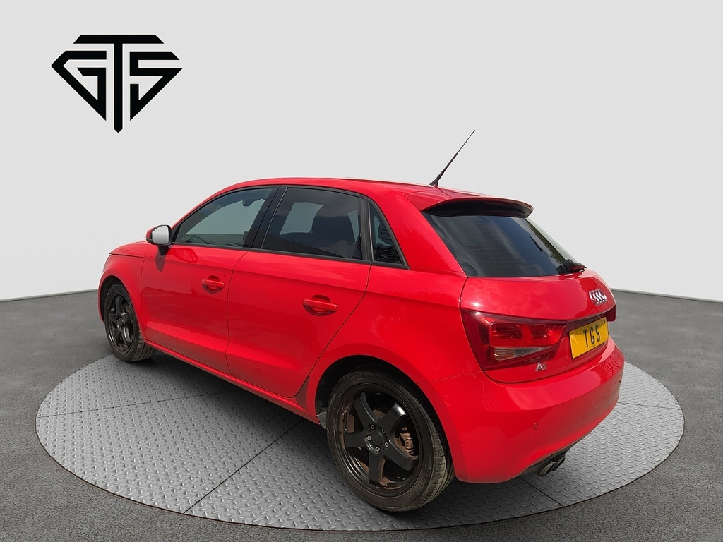 Audi A1 Sportback 1.4Tfsi Red #5