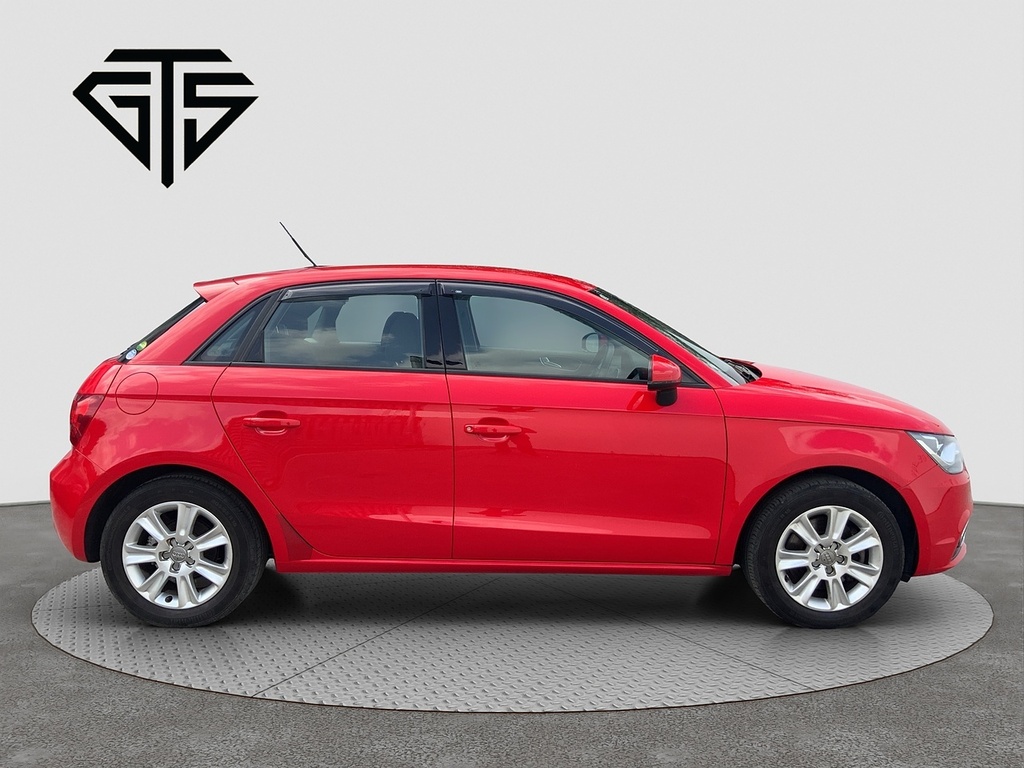 Audi A1 Sportback 1.4Tfsi Red #2