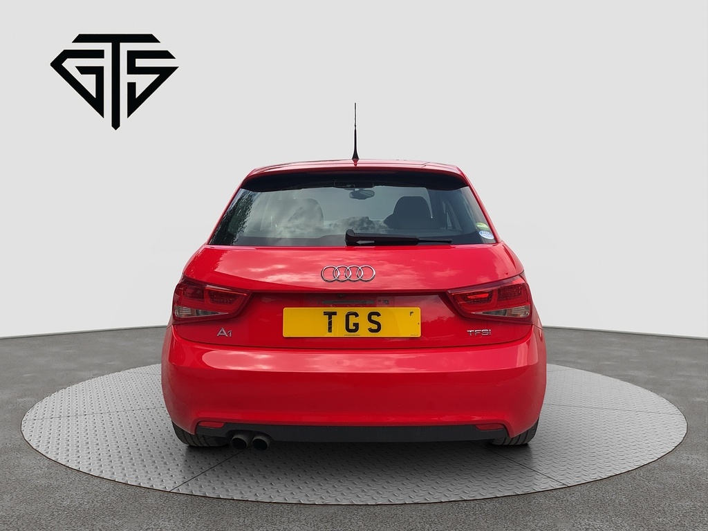 Audi A1 Sportback 1.4Tfsi Red #4