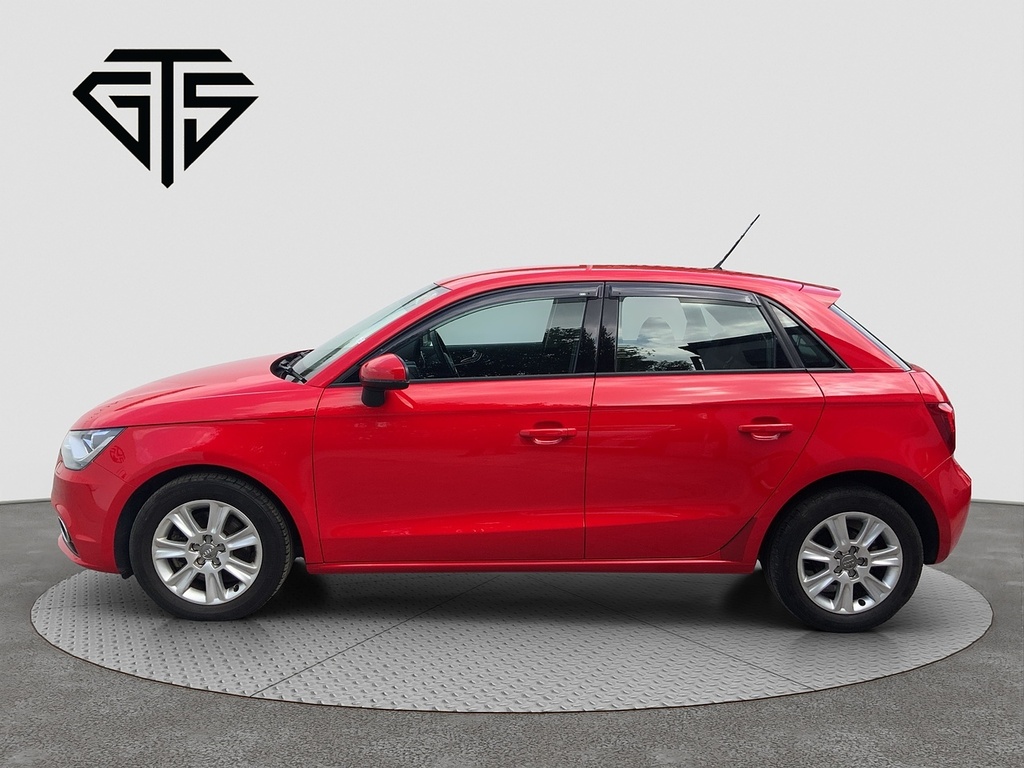 Audi A1 Sportback 1.4Tfsi Red #6