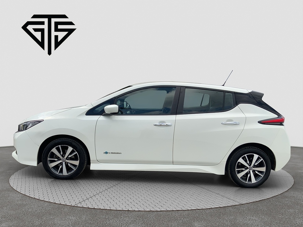 Nissan Leaf Acenta White #6