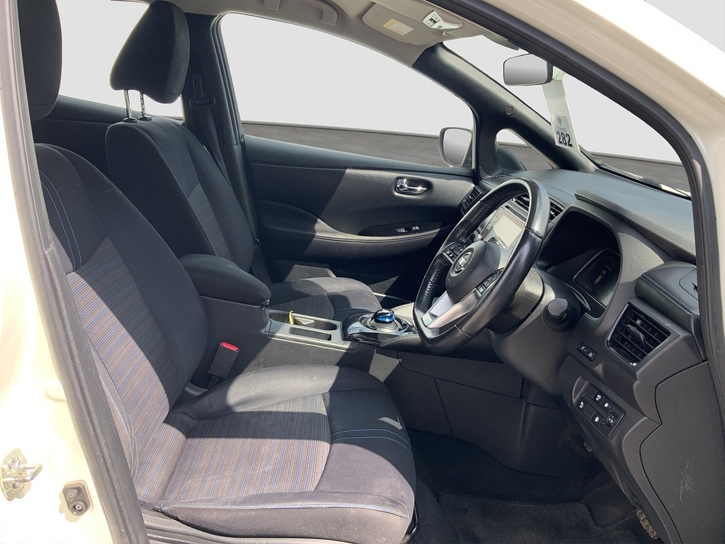 Nissan Leaf 40Kwh N-connecta Hatchback 150  #12