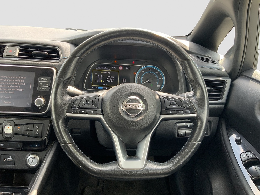 Nissan Leaf 40Kwh N-connecta Hatchback 150  #9