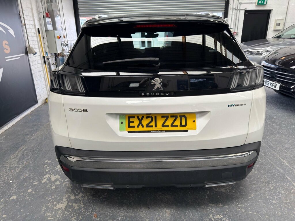 Peugeot 3008 1.6 13.2Kwh Gt E-eat 4Wd Euro 6 Ss White #6