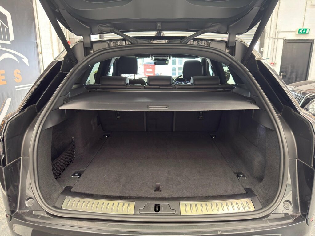 Land Rover Range Rover Velar Dynamic Se Black #31