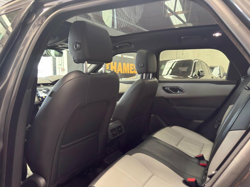 Land Rover Range Rover Velar Dynamic Se Black #23
