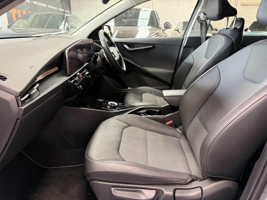 Kia e-Niro 64.8Kwh 4 Suv Black #16