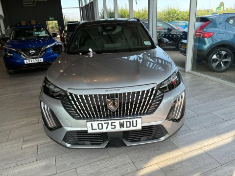 Peugeot 2008 1.2 Puretech Gt #2