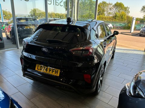 Ford Puma Hatchback White #6