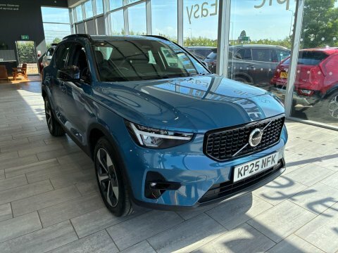 Volvo XC40 2.0 B4 Mhev #3