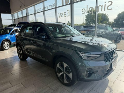 Volvo XC40 2.0 B4 Mhev #2